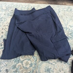 Ravel Deep Blue Women's Capris